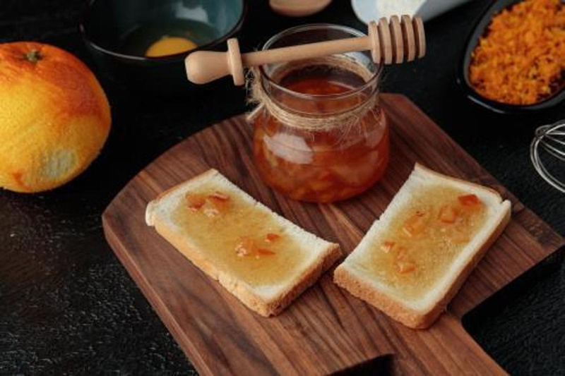 Aufstriche, Konfitüren & Honig