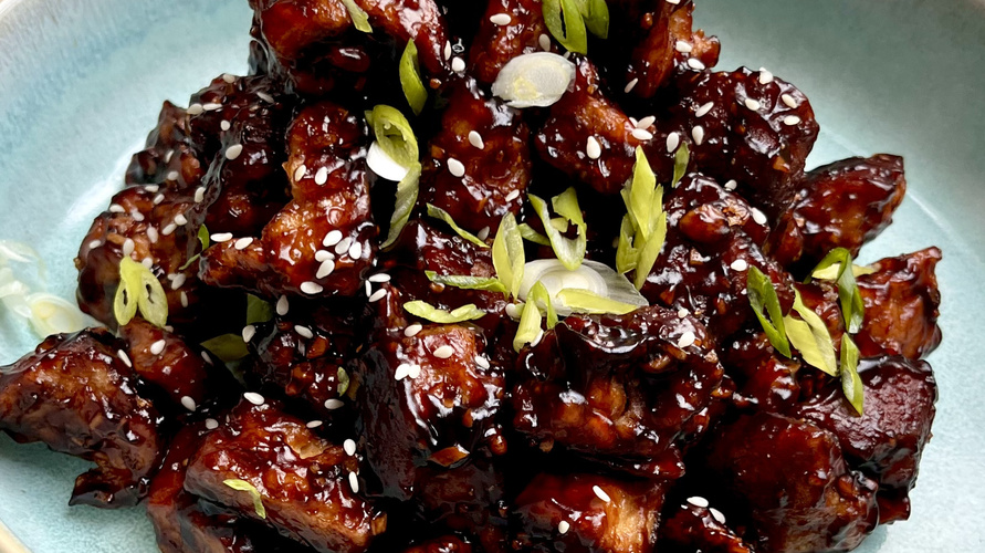 Rezeptbild für Panierter Räuchertofu mit Sojasauce