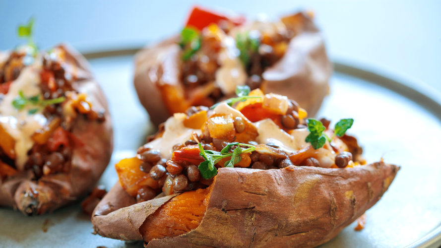 Rezeptbild für Süßkartoffeln mit Linsenfüllung