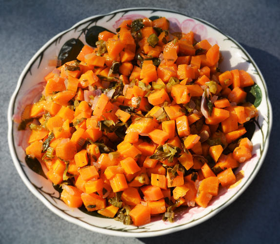 Rezeptbild für Schnelles Möhrengemüse