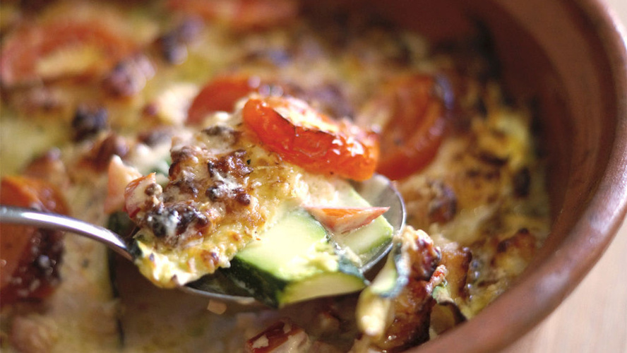 Rezeptbild für Zucchini-Ricotta-Auflauf <br>in Parmesan gebacken