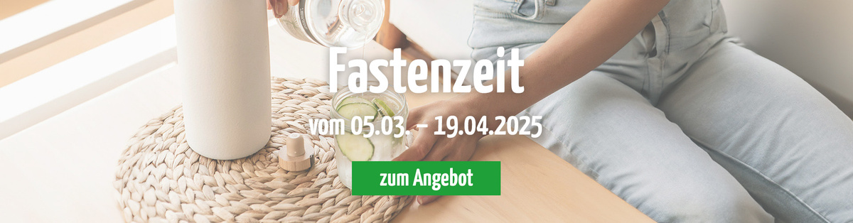 KI generiert: Das Bild zeigt den Schriftzug "Fit durch den Winter mit unseren Vitamin-Boostern" vor einem Hintergrund, der Kurkuma und Ingwer darstellt. Der Hauptinhalt ist die Förderung gesunder Ernährung zur Unterstützung des Immunsystems im Winter.